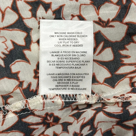 Velvet by Graham  & Spencer Melinda Printed Blouse - Picture 8 of 9